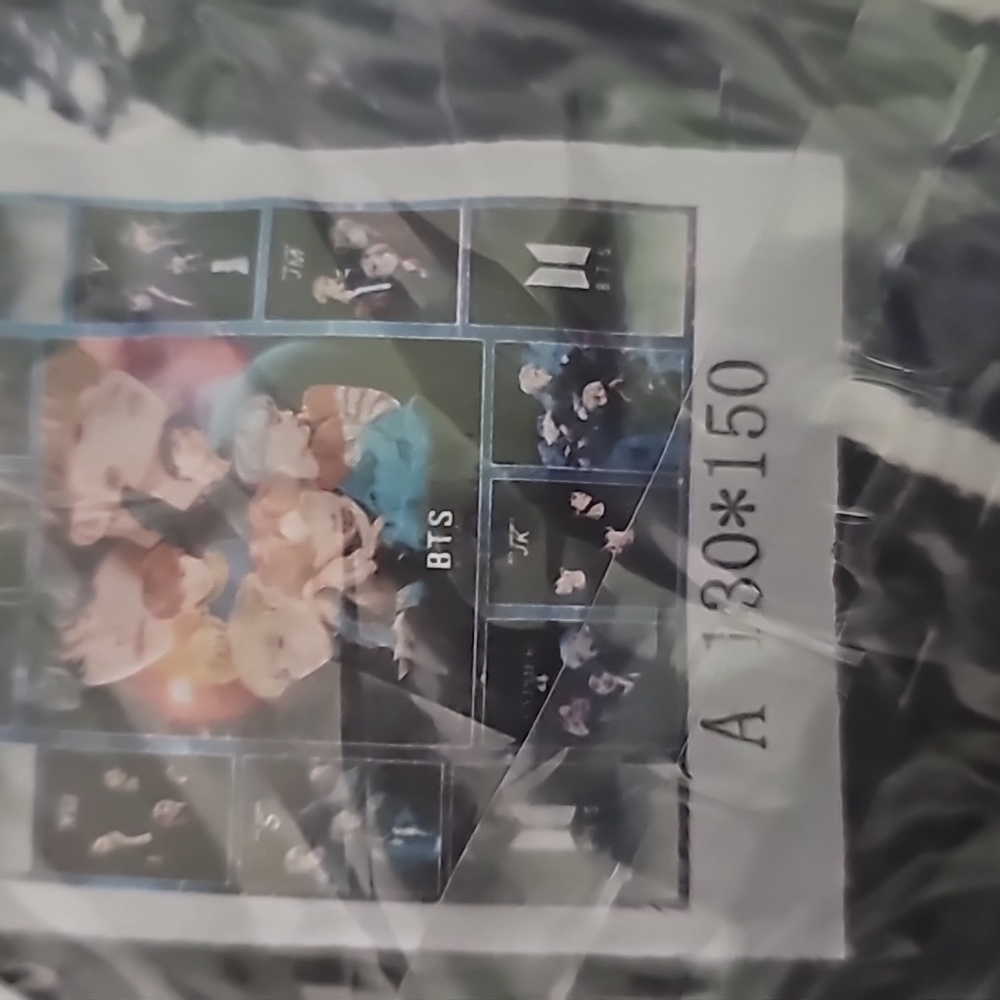 BTS blanket - Picture 3 of 3